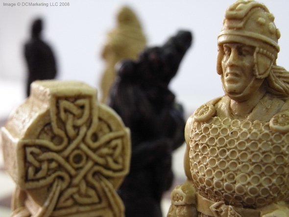 Celtic Plain Theme
Chess Set